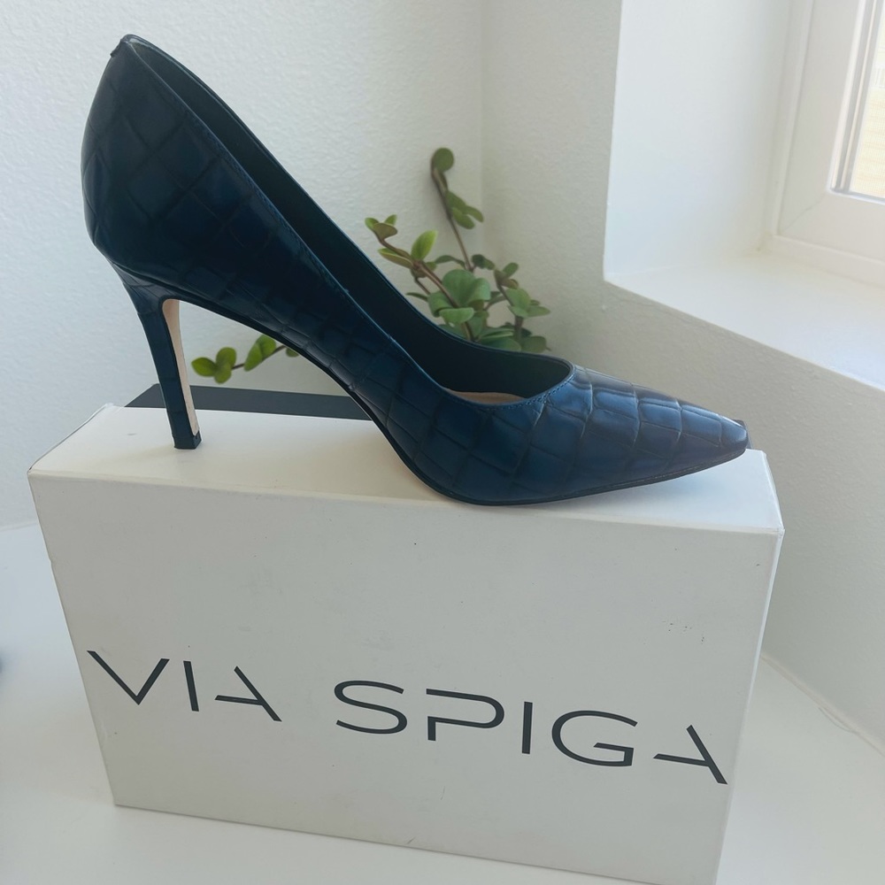 VIA SPIGA- Navy Blue Heels